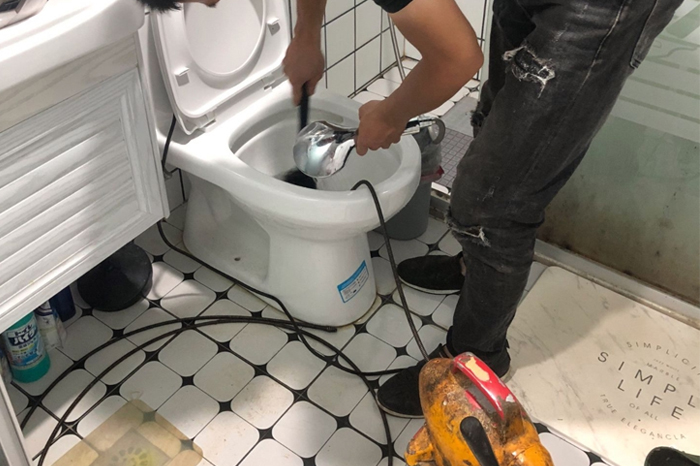 双滦疏通下水道