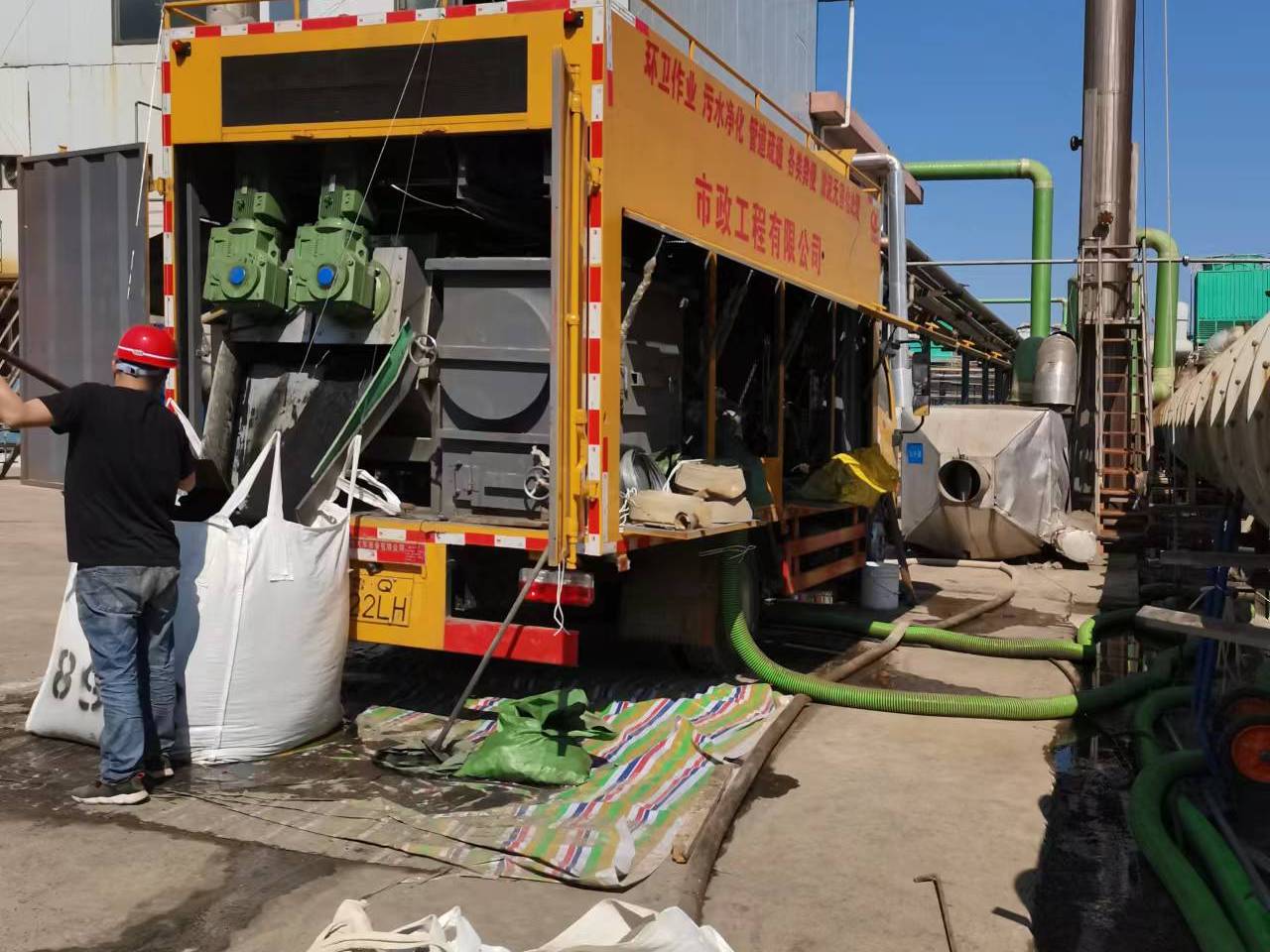 双滦淤泥压干处理